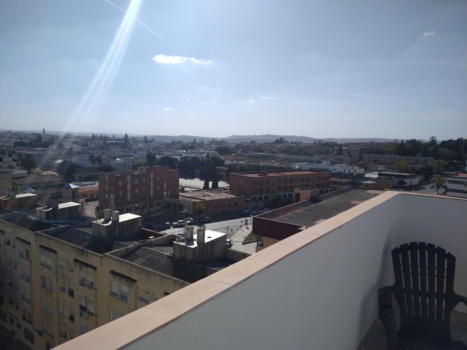 Atico/Estudio Cerca Del Centro De Jerez Apartman Jerez de la Frontera Kültér fotó